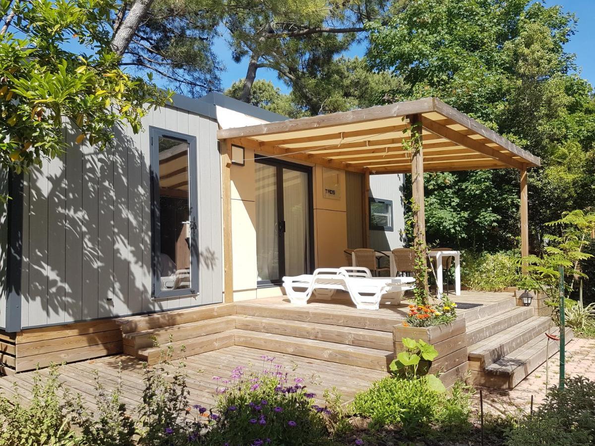 Camping Le Puits De L'Auture 호텔 생팔레쉬르메르 외부 사진
