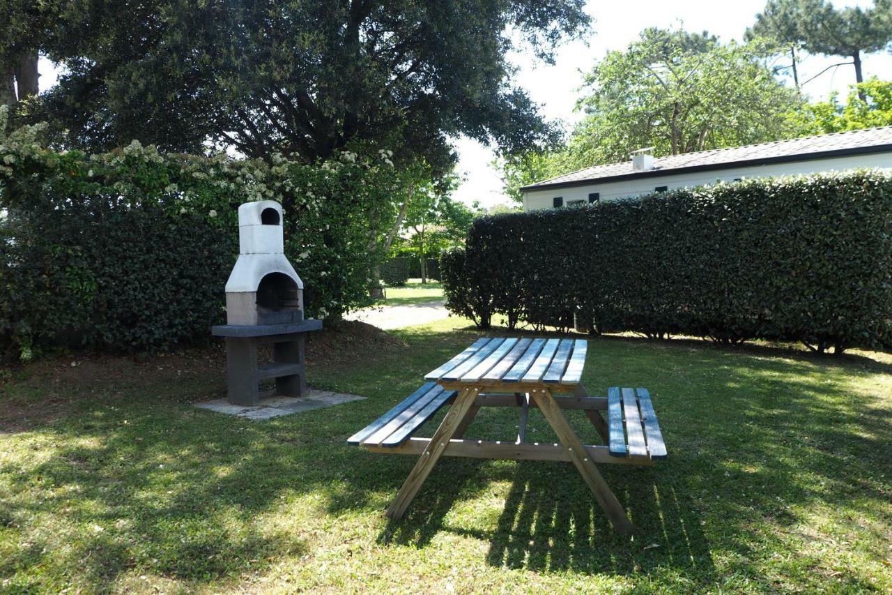 Camping Le Puits De L'Auture 호텔 생팔레쉬르메르 외부 사진